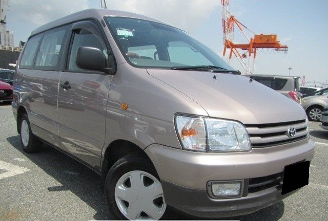 TOYOTA TOWNACE NOAH