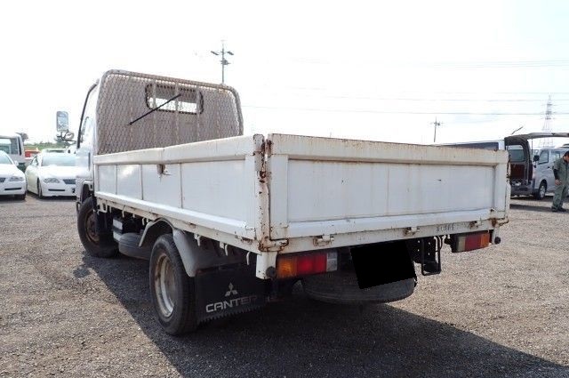 MITSUBISHI FUSO CANTER 4D33