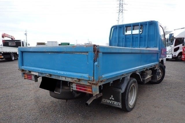 MITSUBISHI FUSO CANTER 4D33