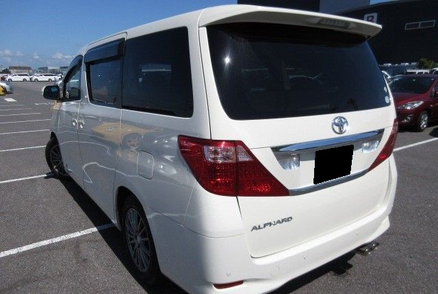 TOYOTA ALPHARD
