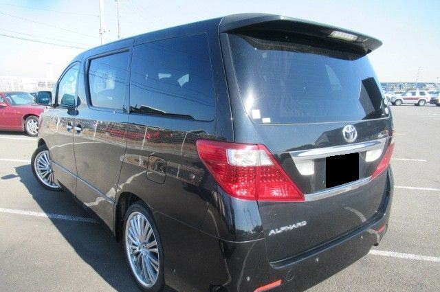 TOYOTA ALPHARD