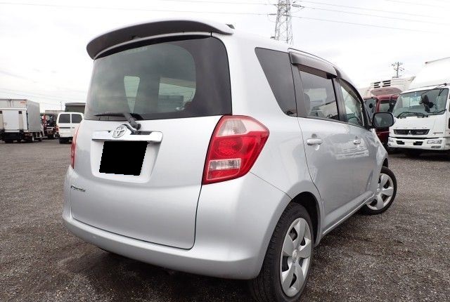 TOYOTA RACTIS