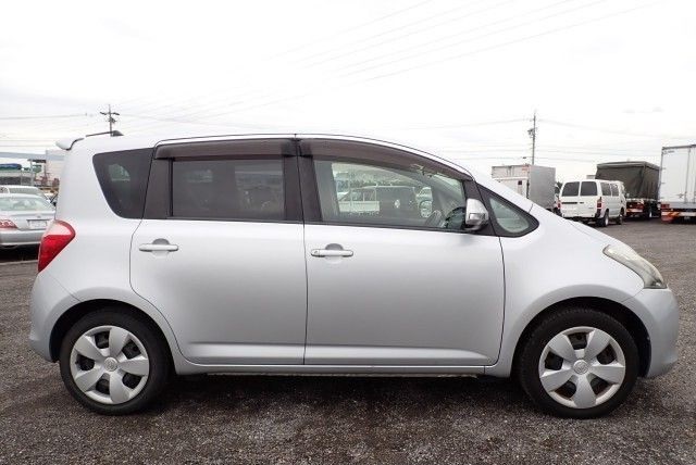 TOYOTA RACTIS