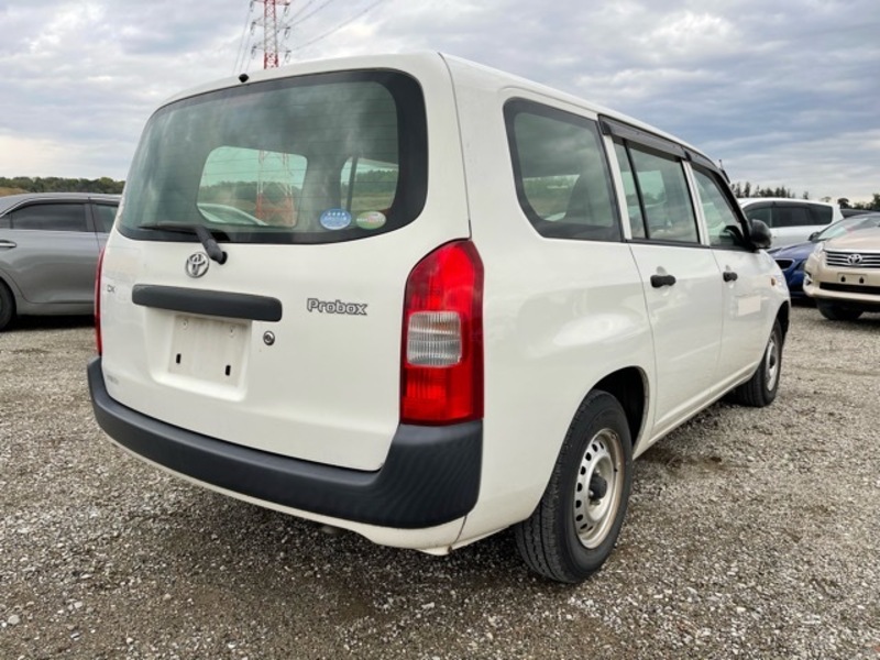 TOYOTA PROBOX VAN