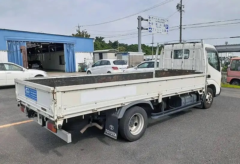 TOYOTA DYNA