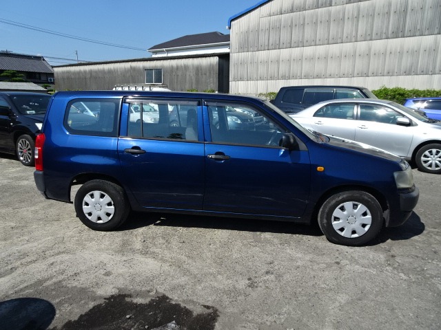 TOYOTA PROBOX DX