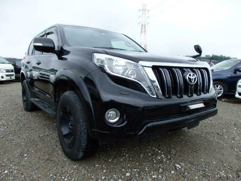 TOYOTA LAND CRUISER PRADO TX L PACKAGE