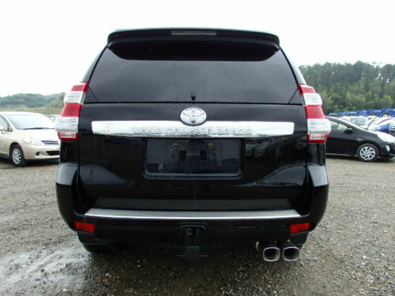 TOYOTA LAND CRUISER PRADO TX L PACKAGE