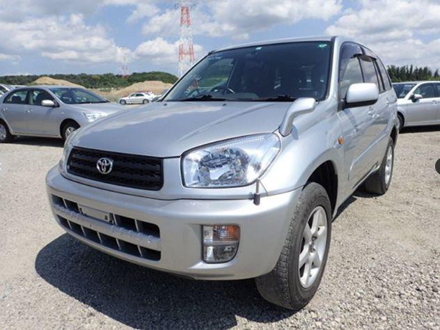 TOYOTA RAV 4