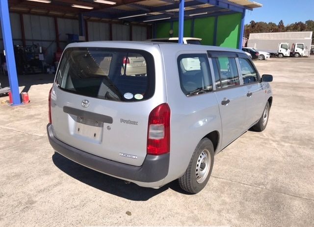 TOYOTA PROBOX DX