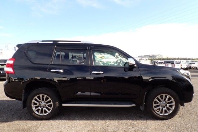 TOYOTA LAND CRUISER PRADO TXL
