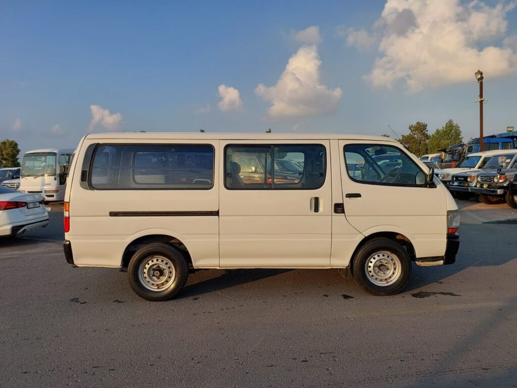TOYOTA HIACE VAN 1RZ