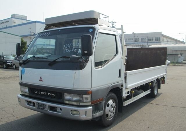 MITSUBISHI FUSO CANTER 4D33