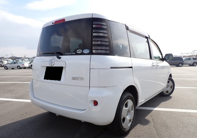 TOYOTA SIENTA