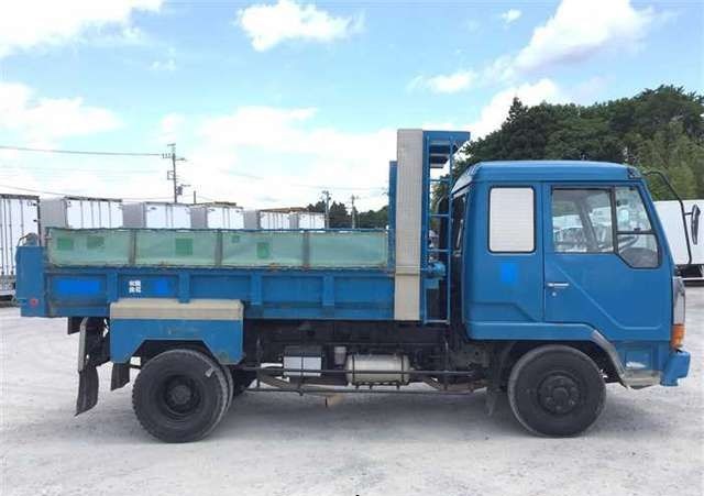 MITSUBISHI FUSO FIGHTER