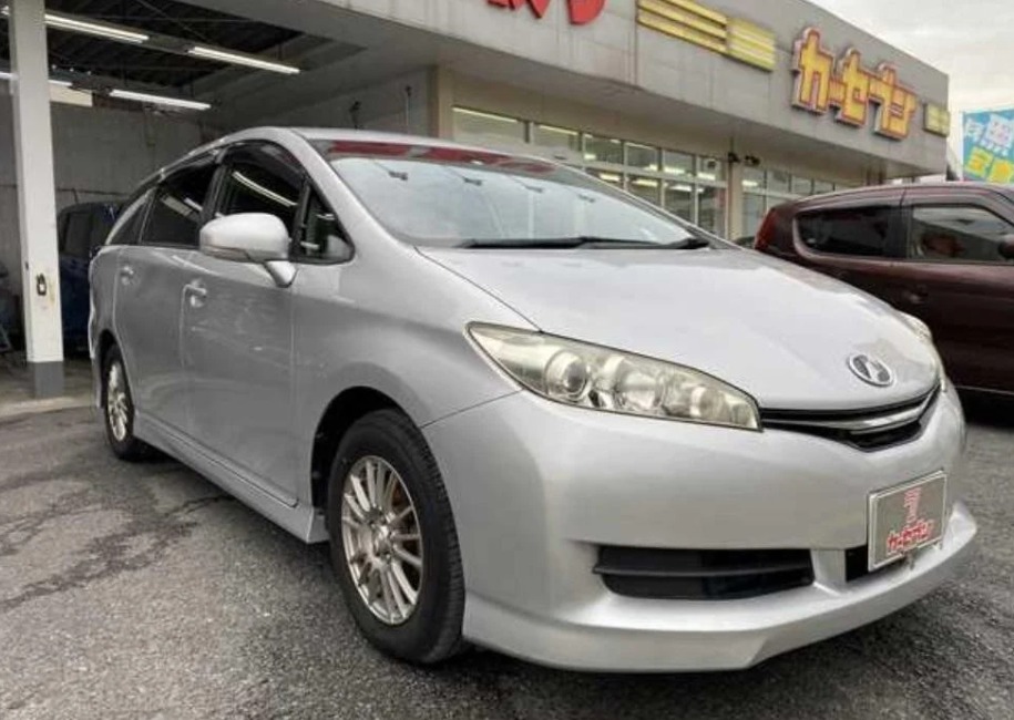 TOYOTA WISH