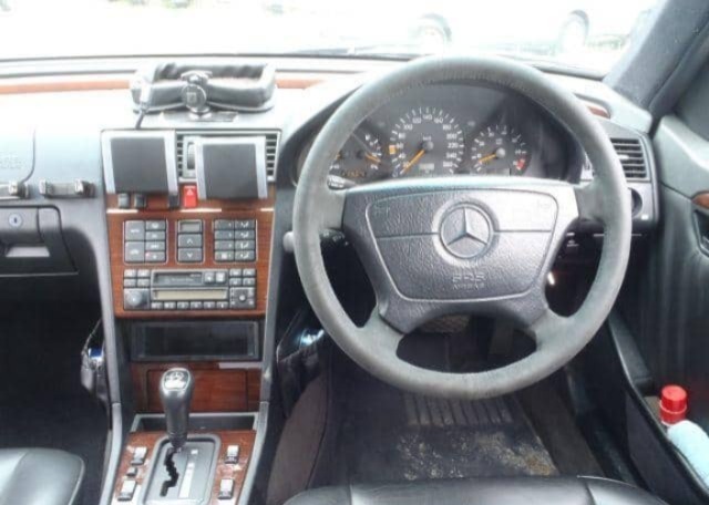 MERCEDES-BENZ C-CLASS C280
