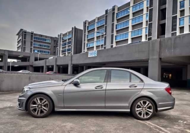 MERCEDES-BENZ C-CLASS C180