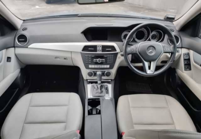 MERCEDES-BENZ C-CLASS C180