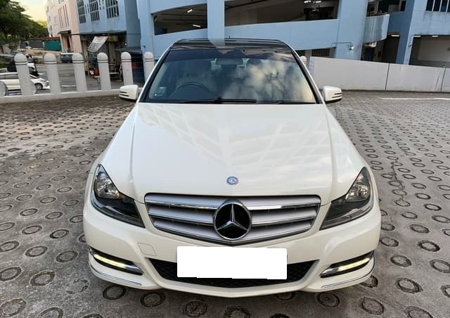 MERCEDES-BENZ C180