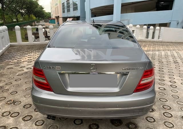 MERCEDES-BENZ C180