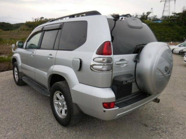 TOYOTA LAND CRUISER PRADO TX 2005