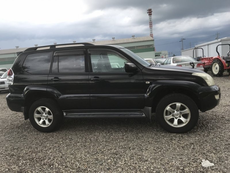 TOYOTA LAND CRUISER PRADO TX V6