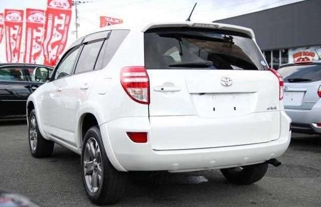 TOYOTA RAV 4