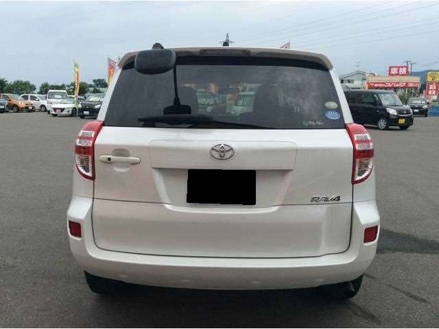 TOYOTA RAV 4