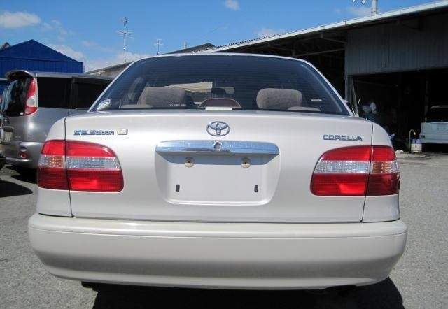 TOYOTA COROLLA