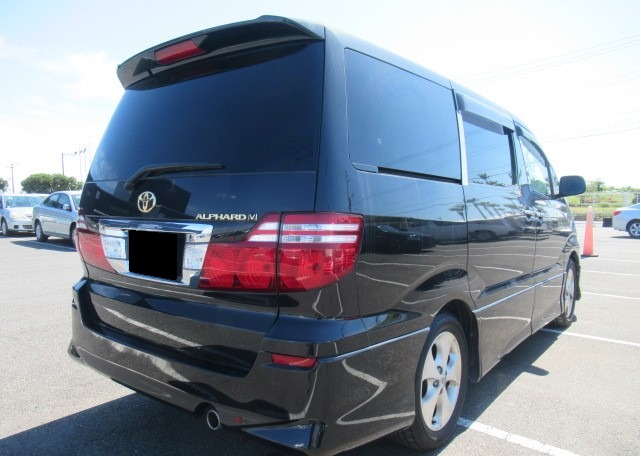 TOYOTA ALPHARD