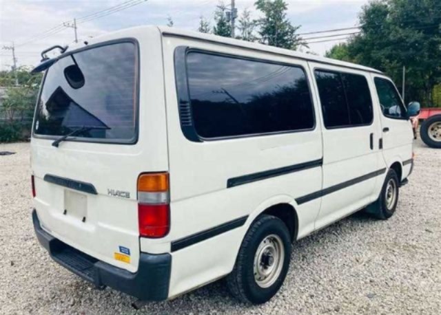 TOYOTA HIACE VAN GL