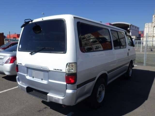 TOYOTA HIACE VAN 5L