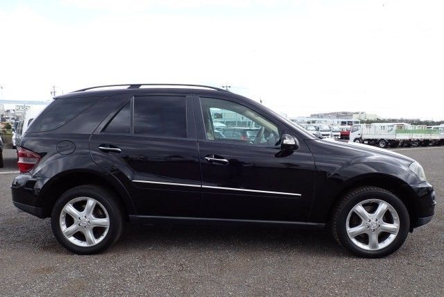 MERCEDES-BENZ M-CLASS ML350