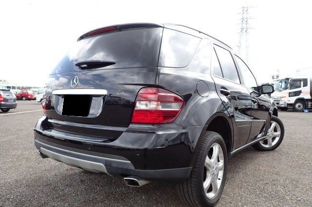 MERCEDES-BENZ M-CLASS ML350