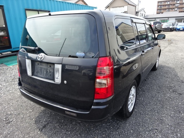 TOYOTA SUCCEED VAN