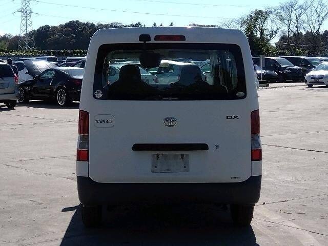 TOYOTA TOWNACE VAN DX